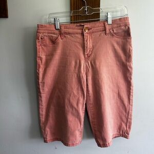 Gloria Vanderbilt mid rise bermudas shorts pink blush stretch vacation  outdoor